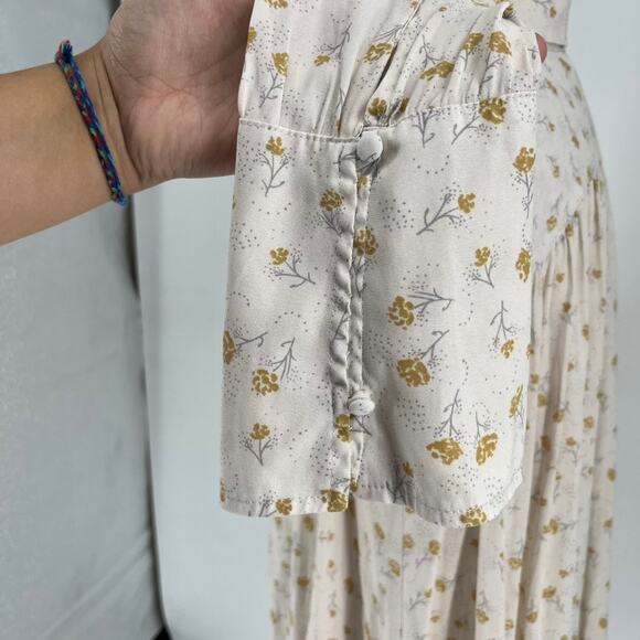 Free People Top Floral Medium Bohemian - Picture 6 of 8